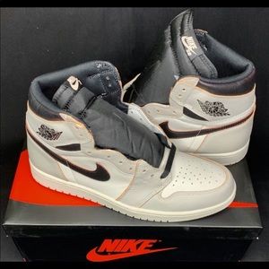 Nike SB x Jordan 1 Light Bone